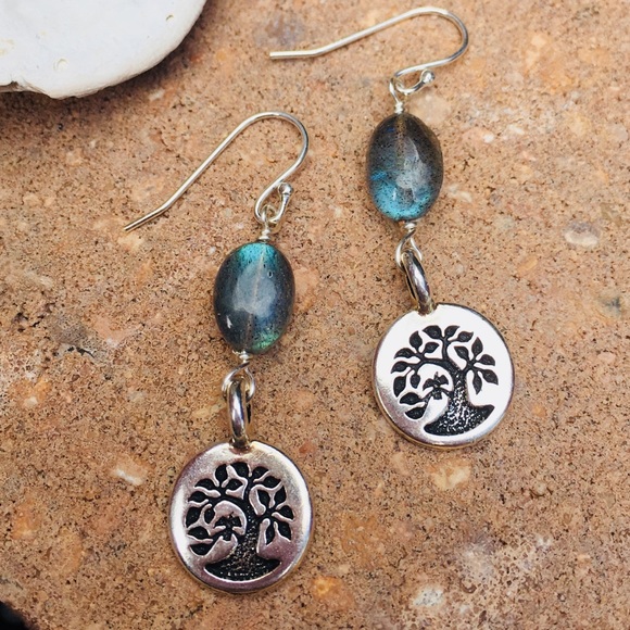 Labradorite Tree of Life Earrings 🌿 - Picture 1 of 4